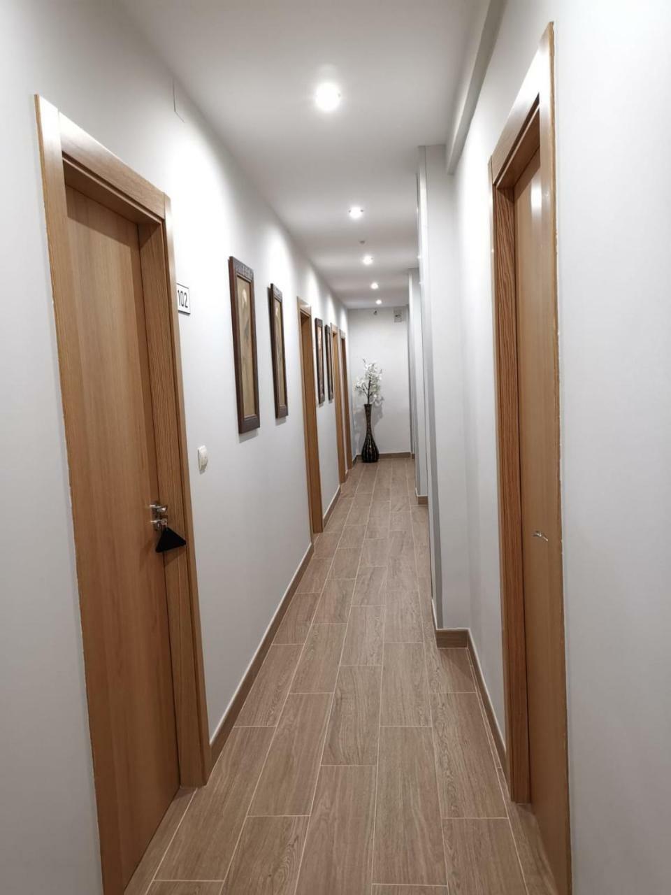 Hostal El Sevillano Rus 외부 사진