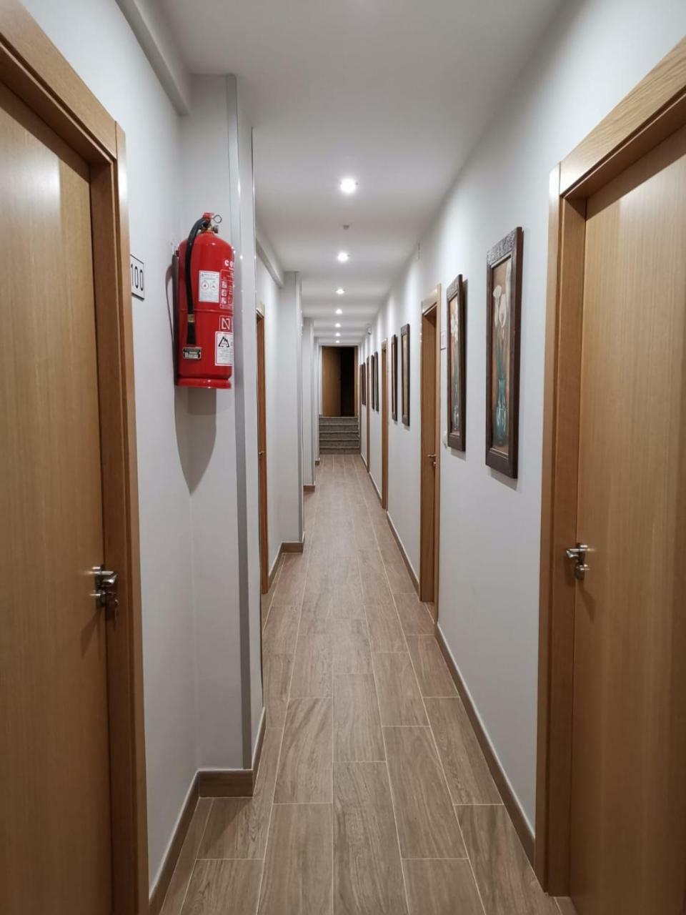 Hostal El Sevillano Rus 외부 사진